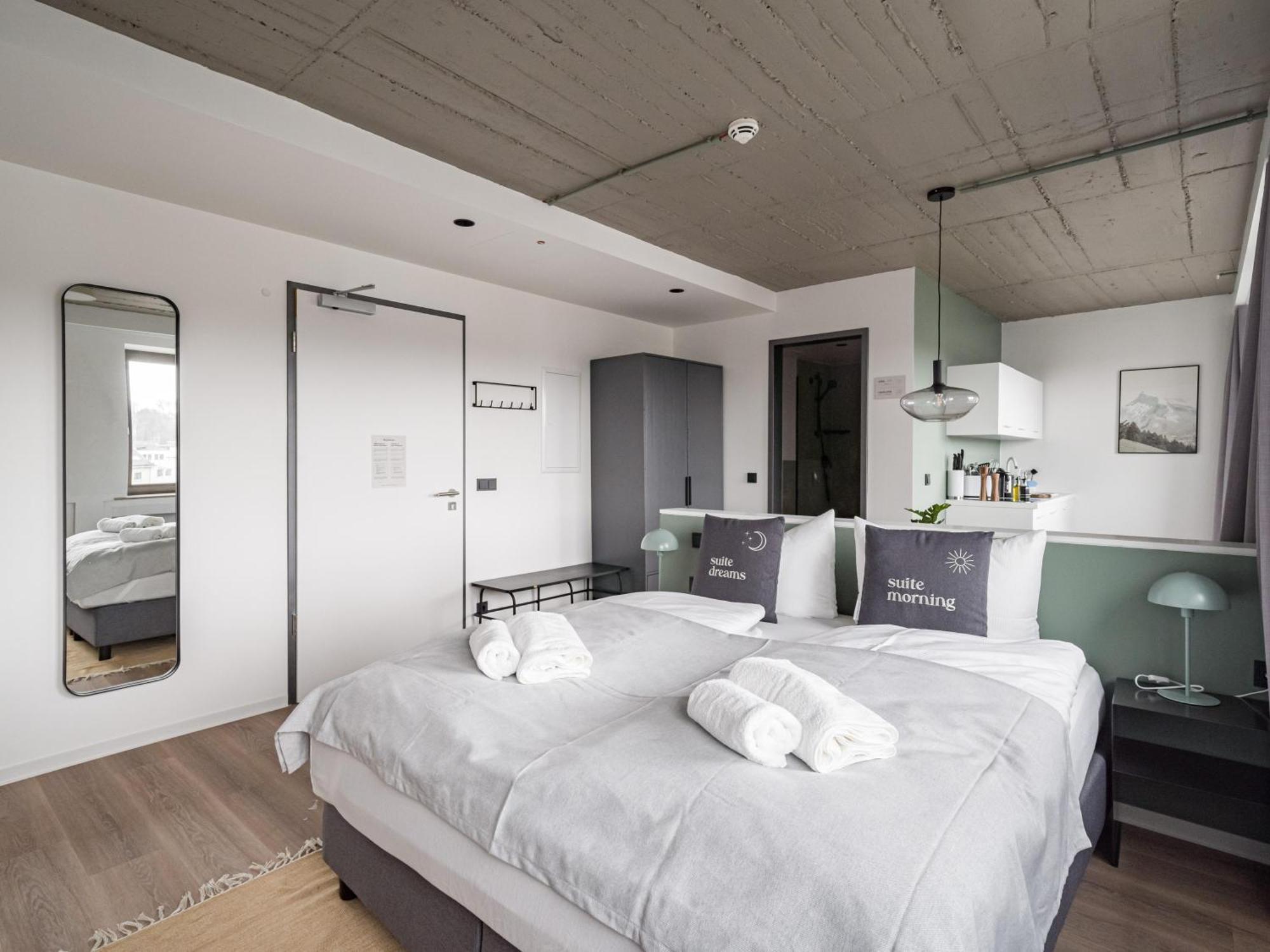 Limehome Saarbruecken Berliner Promenade Bilik gambar